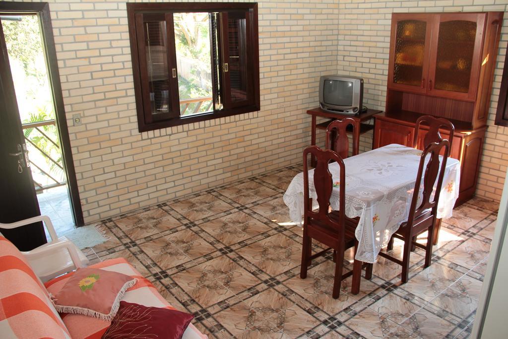 ホテル Residencial Aracua ボンビーニャス 部屋 写真