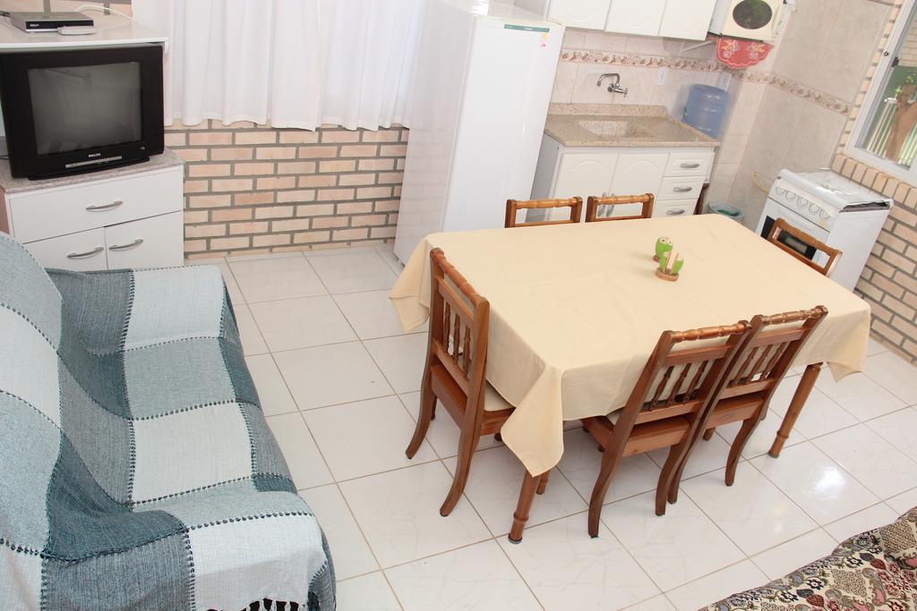 ホテル Residencial Aracua ボンビーニャス エクステリア 写真