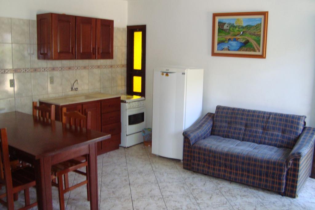 ホテル Residencial Aracua ボンビーニャス エクステリア 写真